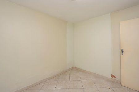 Casa à venda com 216m², 6 quartos e 3 vagas Casa à venda com 216m², 6 quartos e 3 vagasQuarto 4