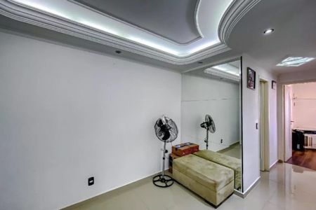 Apartamento à venda com 57m², 2 quartos e 1 vagaSala