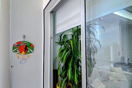 Apartamento à venda com 57m², 2 quartos e 1 vagaVaranda