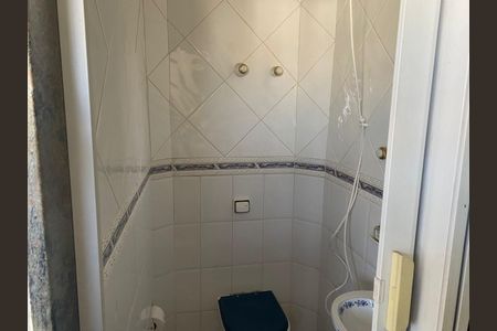 Apartamento à venda com 164m², 3 quartos e 1 vaga Apartamento à venda com 164m², 3 quartos e 1 vagaBANHEIRO