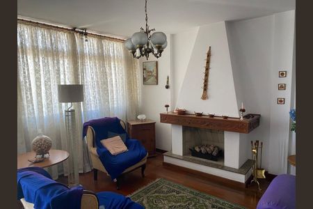 Apartamento à venda com 164m², 3 quartos e 1 vaga Apartamento à venda com 164m², 3 quartos e 1 vagaLAREIRA