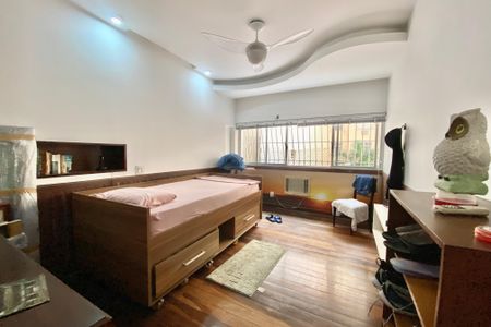 Apartamento à venda com 230m², 4 quartos e 2 vagasQuarto 1