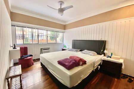 Apartamento à venda com 230m², 4 quartos e 2 vagasSuíte 3