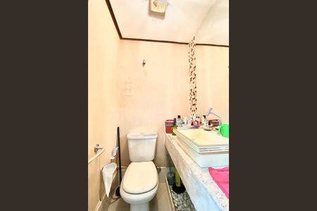 Apartamento à venda com 230m², 4 quartos e 2 vagasLavabo da sala