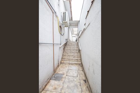 Casa para alugar com 84m², 2 quartos e sem vagaEsacda de acesso