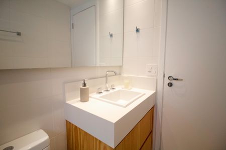 Apartamento à venda com 78m², 2 quartos e 2 vagasBanheiro