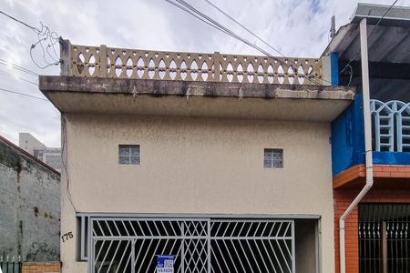 Casa à venda com 200m², 3 quartos e 2 vagasFachada