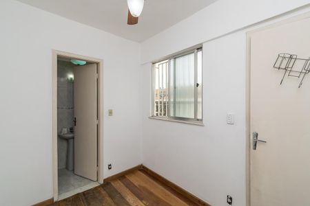 Apartamento à venda com 88m², 2 quartos e 1 vaga Apartamento à venda com 88m², 2 quartos e 1 vagaQuarto de Serviço