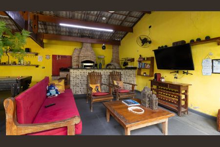 Casa à venda com 90m², 2 quartos e 4 vagasEspaço Gourmet