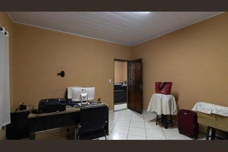 Casa à venda com 90m², 2 quartos e 4 vagasQuarto 2