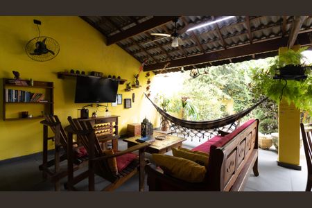 Casa à venda com 90m², 2 quartos e 4 vagasEspaço Gourmet