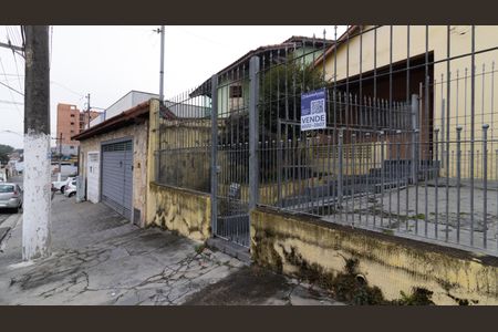 Casa à venda com 90m², 2 quartos e 4 vagasFachada e Plaquinha