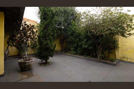 Casa à venda com 90m², 2 quartos e 4 vagasQuintal