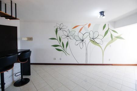 Apartamento à venda com 110m², 2 quartos e 2 vagasSala