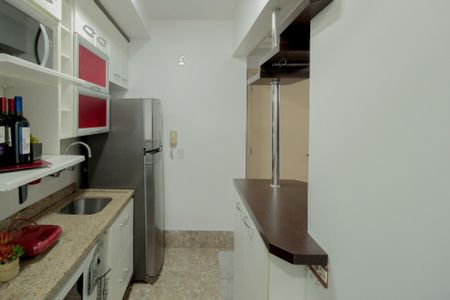 Apartamento à venda com 52m², 2 quartos e 1 vaga Apartamento à venda com 52m², 2 quartos e 1 vagaCozinha