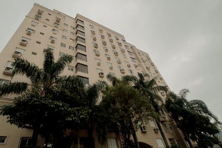 Apartamento à venda com 52m², 2 quartos e 1 vaga Apartamento à venda com 52m², 2 quartos e 1 vagaFachada