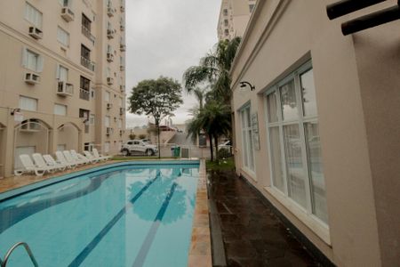 Apartamento à venda com 52m², 2 quartos e 1 vaga Apartamento à venda com 52m², 2 quartos e 1 vagaÁrea comum - Piscina