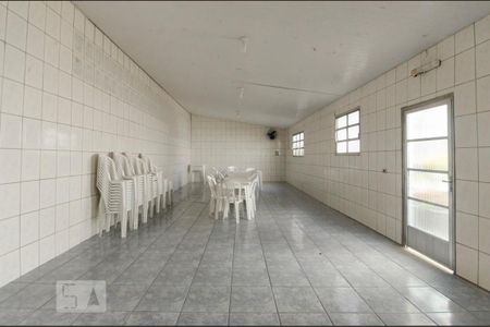 Apartamento para alugar com 47m², 2 quartos e sem vagaÁrea comum - Salão de festas