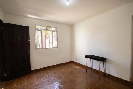Apartamento para alugar com 47m², 2 quartos e sem vagaSala