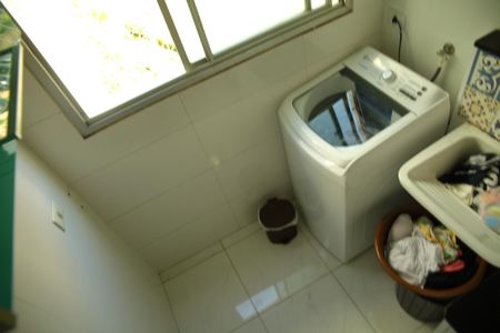 Apartamento à venda com 68m², 3 quartos e 1 vagaÁrea de Serviço