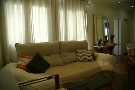 Apartamento à venda com 68m², 3 quartos e 1 vagaSala