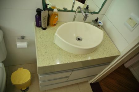 Apartamento à venda com 68m², 3 quartos e 1 vagaBanheiro Social