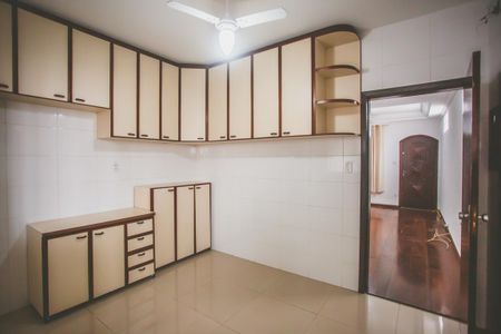 Casa à venda com 180m², 3 quartos e 1 vagaCopa