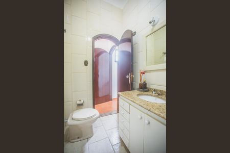 Casa à venda com 180m², 3 quartos e 1 vagaBanheiro Suíte