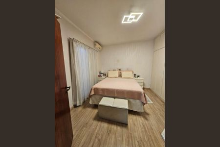 Casa à venda com 140m², 3 quartos e 5 vagasFoto 09