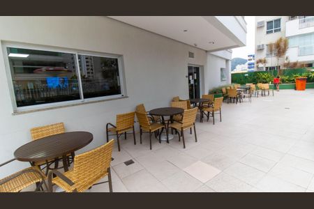 Apartamento à venda com 90m², 2 quartos e 1 vagaÁrea comum