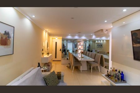 Apartamento à venda com 90m², 2 quartos e 1 vagaSala