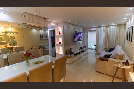 Apartamento à venda com 90m², 2 quartos e 1 vagaSala