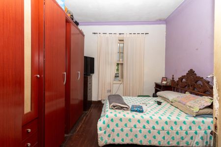 Casa à venda com 965m², 4 quartos e 4 vagasCasa 1 - Quarto 1