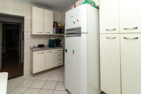 Casa à venda com 965m², 4 quartos e 4 vagasCasa 2 - Cozinha
