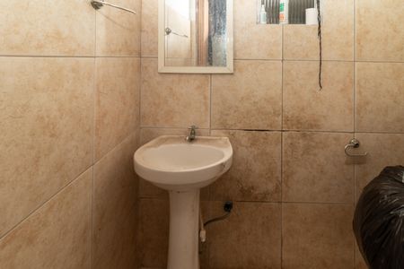 Casa à venda com 965m², 4 quartos e 4 vagasCasa 2 - Lavabo