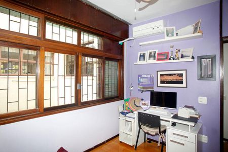 Apartamento à venda com 155m², 3 quartos e 2 vagasQuarto 1