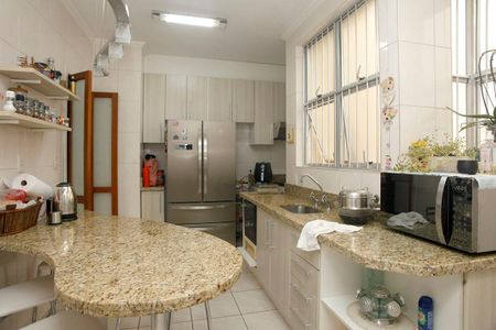 Apartamento à venda com 155m², 3 quartos e 2 vagasCozinha