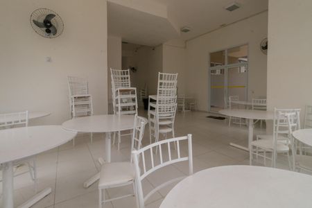 Apartamento para alugar com 52m², 2 quartos e 1 vagaÁrea comum - Salão de festas