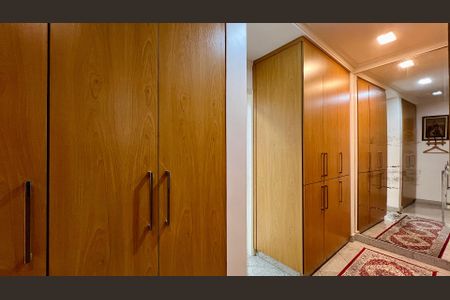 Apartamento à venda com 290m², 3 quartos e 2 vagasCloset da suíte 3