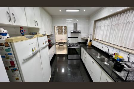 Apartamento à venda com 290m², 3 quartos e 2 vagasCozinha