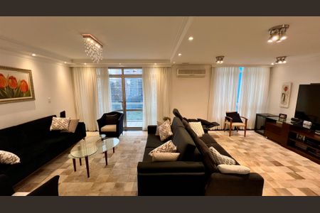 Apartamento à venda com 290m², 3 quartos e 2 vagasSala