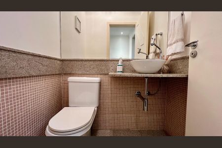 Apartamento à venda com 290m², 3 quartos e 2 vagasLavabo