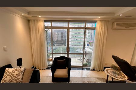 Apartamento à venda com 290m², 3 quartos e 2 vagasVaranda