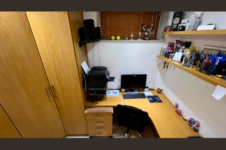 Apartamento à venda com 290m², 3 quartos e 2 vagasEscritório