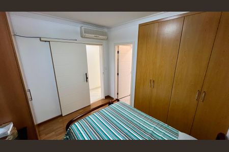 Apartamento à venda com 290m², 3 quartos e 2 vagasSuíte 1