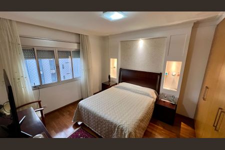 Apartamento à venda com 290m², 3 quartos e 2 vagasSuíte 3