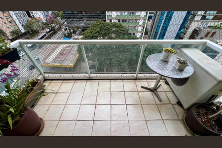 Apartamento à venda com 290m², 3 quartos e 2 vagasVaranda