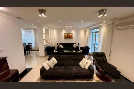 Apartamento à venda com 290m², 3 quartos e 2 vagasSala de TV