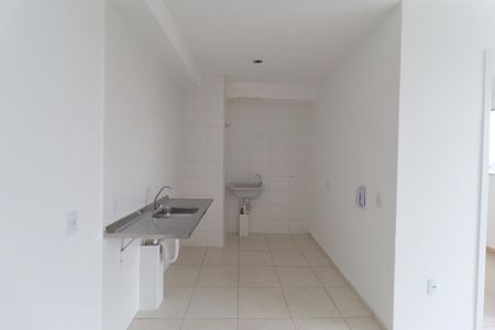 Apartamento à venda com 37m², 2 quartos e sem vaga Apartamento à venda com 37m², 2 quartos e sem vagaSala/Cozinha