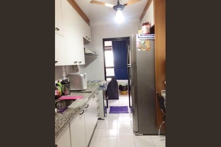 Apartamento à venda com 85m², 3 quartos e 2 vagas Apartamento à venda com 85m², 3 quartos e 2 vagascozinha